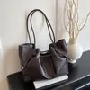 Bolsa Grande de Alta Qualidade para Mulheres, Nova Bolsa de Ombro Versátil Retro 2026, Bolsa Tote para Trabalho e Deslocamento
