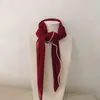 Bufanda de seda versátil de color liso arrugado para primavera y verano, para mujer, diadema elegante, pañuelo de cuello elegante, accesorio para bolso, protector de cuello, pañuelo pequeño plisado