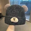 Gorro de Punto de Osito Lindo Japonés para Mujer Otoño Invierno Engrosado Versátil Adelgazante Facial Protección contra el Frío Calidez Protección para los Oídos Gorro de Lana