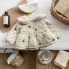 Abrigo de invierno acolchado de algodón para niñas, nuevo estilo 2026, conjunto de invierno moderno para niños con forro polar para mayor calidez