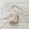 Bolsas Femininas Transfronteiriças 2026 Nova Bolsa de Celular Nuvem com Cordão Bolsa da Sorte Feminina Bolsa Transversal de Ombro Fashion Estilosa
