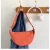 Nova Bolsa Transversal de Nylon 2026 para Mulheres, Bolsa Trendy Formato Bolinho, Estilo Esportivo Leve, Pequena Bolsa Transversal de Ombro/Axila Venda por Atacado