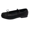 Sapatos Mary Jane rasos estilo coreano com bico quadrado franzido para mulheres, sapatos rasos estilo bailarina para outono com uma única tira e laço