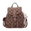 Mochila minimalista estilo coreano para mulheres, nova coleção 2026, com design em padrão de losangos, um estilo moderno e único, adequada para estudantes e pode ser carregada como uma bolsa de mão.