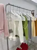 Nuevo Conjunto de Dos Piezas de Punto Capa con Suéter Cardigan Estilo Coreano Suave + Camiseta de Punto Ajustada para Mujer Otoño/Invierno 2026