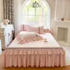 Faldón de cama acolchado estilo princesa pieza única modelo nuevo 2025 encaje sábana bajera protector de colchón cubierta de cama engrosada cubierta antipolvo