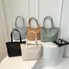 Bolso de Hombro Casual de Gran Capacidad Transfronterizo para Mujer 2024 Primavera Nuevo Retro Práctico Tote para Viajes