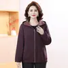 Casaco de outono estiloso para mãe de meia-idade, sobretudo com capuz que rejuvenesce, jaqueta de moda casual para mulheres de meia-idade e idosas para primavera e outono
