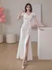 Vestido Ajustado Sexy de Celebridad de Internet Estilo Influencer 2026 de Gama Alta, Puro Deseo, Cuello en V, Cintura Fruncida Ceñida, con Abertura para Mujer
