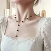 Colar em Y de Diamante Negro Estilo Coreano Luxo Leve Toque de Alto Padrão Estilo Cool Nova Corrente para Suéter Acessórios de Vestuário Elegantes de Alta Qualidade para Mulheres