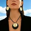 Bestsellers Transfronteiriços Europeus e Americanos da Amazon: Brincos de Círculo Geométrico, Elegantes e Versáteis, Conjunto Único de Colar de Nicho