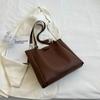 Grande Capacidade Western Style Large Bag 2022 Outono Nova Moda Moda Shoulder Bag College Students Class Commuter Bag