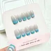 Manicura Ojo de Gato con Brillo Degradado Azul Hielo Uñas Cortas Frescas y Translúcidas Portables 10 Piezas Parches de Uñas Terminados