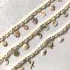 En stock hechos a mano lentejuelas de concha con cuentas estilo nacional encaje de cinta accesorios para ropa accesorios para ropa de casa al por mayor