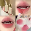CACE tubo pequeño dorado labial mate barro suave niebla sedosa baja saturación color café con leche versátil blanco natural brillo de labios para estudiante