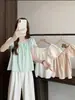 Camisa mint green solta de manga curta com laço e ombros à mostra para mulheres, estilo francês de verão, top que afina e valoriza
