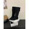 Botas de Mujer Estilo Retro Coreano Puntiagudas Hasta la Rodilla Fruncidas 2026 Otoño/Invierno Nueva Llegada Gamuza Elegantes Botas Altas por Encima de la Rodilla
