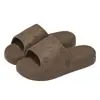 Nuevas sandalias de verano para mujer, de suela gruesa, suaves y cómodas, antideslizantes, sin olor, adecuadas para uso en interiores y baño, también disponibles para hombre
