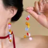 Brincos de Franja Coloridos com Contas Dopamina para Mulheres, Brincos Longos Exagerados de Verão Estilo Férias, Brincos Elegantes de Nicho