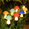 Luzes de Encaixe no Solo Movidas a Energia Solar Modelo Novo 2026 Luzes Decorativas LED para Jardim Externo Impermeáveis Pequenas Luzes Coloridas de Cogumelo