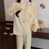 Suave y lindo conjunto de pijama de algodón tipo nube para niña con solapa y copas en el pecho, estilo lindo, amigable con la piel y cómodo para usar en casa y dormir