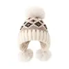 Gorro de lana para niños de comercio exterior, gorro de punto jacquard estilo americano con tres pompones, gorro pullover estilo coreano para proteger las orejas para niños mayores, cálido para niños