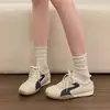 Zapatillas de entrenamiento alemanas de suela plana para mujer 2026 nuevo resorte versátiles populares zapatillas deportivas casuales con cordones Zapatos Forrest Gump zapatillas blancas