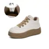 Tenis de caña alta para mujer, nuevo modelo de otoño 2026, zapatos casuales de suela gruesa para mujer, tenis deportivos versátiles, calzado de moda para mujer
