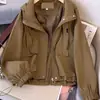 Cortavientos Ankor rojo estilo workwear, chaqueta corta, nueva colección primavera/otoño 2026, cordón, chaqueta casual para otoño/invierno