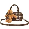 2026 bolso de mano retro exquisito para mujer, bolso de hombro de moda para otoño, nuevo diseño de pata de gallo, estilo versátil