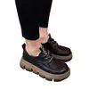 Mocasines para mujer, nueva colección primavera/otoño, piel suave, suela gruesa, zapatos planos de suela blanda, negros, transpirables, casuales y que aumentan la altura