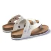 Chinelos de Comércio Exterior Masculinos Verão Moda Chinelos Masculinos Cortiça Praia Estilo Coreano Clip no Pé Sandálias e Chinelos de Couro para Casal Femininos Verão