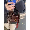 Bolso Vintage de Cuero Encerado al Aceite Hecho a Medida de Alta Gama para Mujer, Bolso Cruzado Versátil Nuevo Otoño/Invierno, Bolso de Mano Pequeño Cuadrado