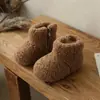 Sapatos quentinhos de algodão para bebê no inverno, botinhas de algodão para crianças pequenas, com sola macia, forradas com fleece, botinhas curtas quentes, galochas de neve para meninas, adequadas para idades de 1 a 3 anos