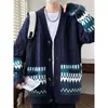 Cárdigan de Punto para Hombre Otoño e Invierno Estilo Americano Holgado Tejido Trenzado Chaqueta Suéter Estilo Pareja Cuello en V Estilo Perezoso Suéter para Hombre