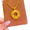 Colgante Auspicioso de Paz Estilo Filigrana Antigua Chapado en Oro Latón para Mujer, Estilo Lujo Ligero con Sentido de Elegancia, Colgante Circular Hueco Color Oro Arena