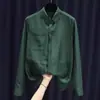 Camisa de Tencel Verde Oscuro de Moda Estilo Europeo para Mujer, Diseñada para Usar en Capas bajo un Blazer, con Cuello de Solapa Elegante y Mangas Largas, Adecuada para el Trabajo