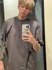 Cleanfit Deconstrucción gris oscuro Camiseta Pesada para Hombre Verano Malla Puntada Hombro Manga Corta Estilo Americano High Street Manga Media