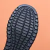Zapatos de algodón para hombre, zapatos de tela de Beijing de invierno para hombre, forrados con vellón, gruesos, cálidos, suela gruesa, antideslizantes, deportivos, para papá, para personas de mediana edad y mayores.