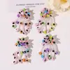 Atmósfera de Verano Borlas Coloridas Cuentas de Arroz Florales DIY Pendientes Dopamina Bolsos de Mujer Flores para Zapatos Ropa Accesorios para el Cabello