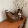 Bolsa Grande de Cor Sólida com Personalidade Feminina Outono 2026 Nova Bolsa de Ombro Cruzado Textura Retrô para o Trabalho Bolsa Dumpling