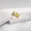 Versión Más Vendida del Anillo Meijia de Tres Filas Completamente Incrustado con Circonita de Diamante para Mujer, Lujo Ligero Nicho Diseño de Alta Gama Anillo de Pareja Anillo Pulsera