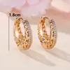Pendientes Europeos y Americanos de Nicho con Patrón Calado Imitación Oro Galvanizado, Pendientes Exquisitos de Estilo Palacio Retro Geométrico a la Moda