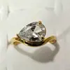 Anillo de Zirconia Gota de Agua Oro de 18 Quilates Ola Grande Joyería de Lujo Ligero Anillo con Incrustaciones de Piedra que No se Desvanece Anillo de Acero de Titanio