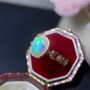 Anillo de Ópalo Natural Ultra-Hermoso, Seleccionado Cuidadosamente a Mano, con Hermoso Color, Cristal Excelente y Lleno de Brillo como Fuego
