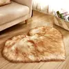 Alfombra Amazon Directa Blanca en Forma de Corazón Piel de Oveja Sintética Alfombra Gruesa de Felpa Larga Felpudo Cojín para Sofá Cojín para Ventana de Rincón