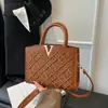Bolso bordado de mujer de moda 2026, bolso cruzado acolchado versátil, bolso de moda transfronterizo para mujer