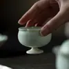 Taza Maestro de Cerámica Verde de Alto Pie con Boca de Flor Estilo Japonés Horneada en Horno para Té Kung Fu, Taza de Cerámica para Degustación de Té Casera