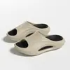 Pantuflas deportivas con LOGOTIPO personalizado para hombre, nuevas sandalias deportivas de verano para exteriores con soporte para el arco, pantuflas de exterior de suela gruesa