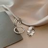 Anillo de Moda Ins para Mujer Retro Nicho Elegante Anillo de Perlas Estilo Frío Alta Gama Joyería de Mano Al Por Mayor